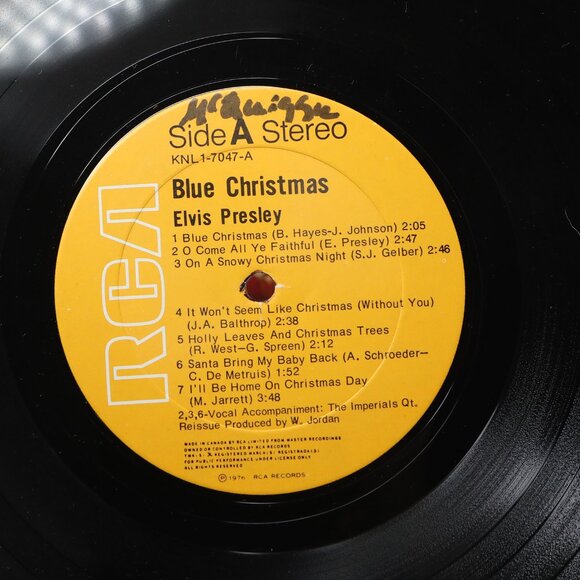 Elvis Presley Blue Christmas Album Vinyl Record 70s Iconic Holiday Festive Music - Picture 4 of 6